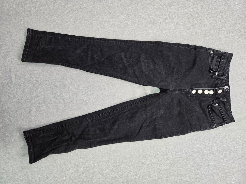 BDG Jeans Womens 26 Black Girlfriend High Rise Button Fly Relaxed Tapered Denim